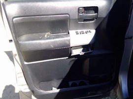 2007 TOYOTA TUNDRA, SILVER, SR5, CREW CAB, 5.7L, AT, 2WD. Z25132